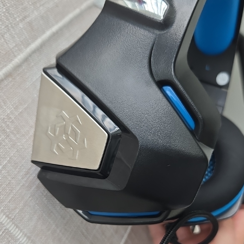 Gaming Headset - Picture 4 of 5